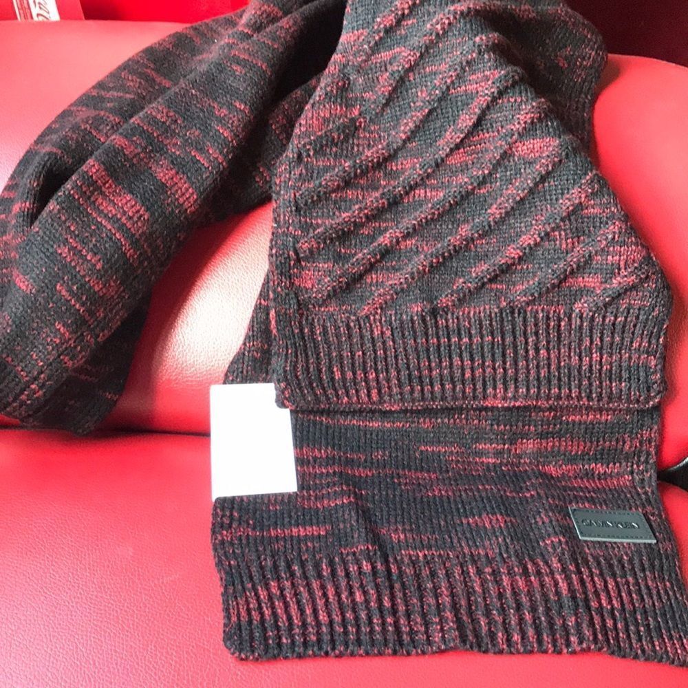 NWT Calvin Klein scarf